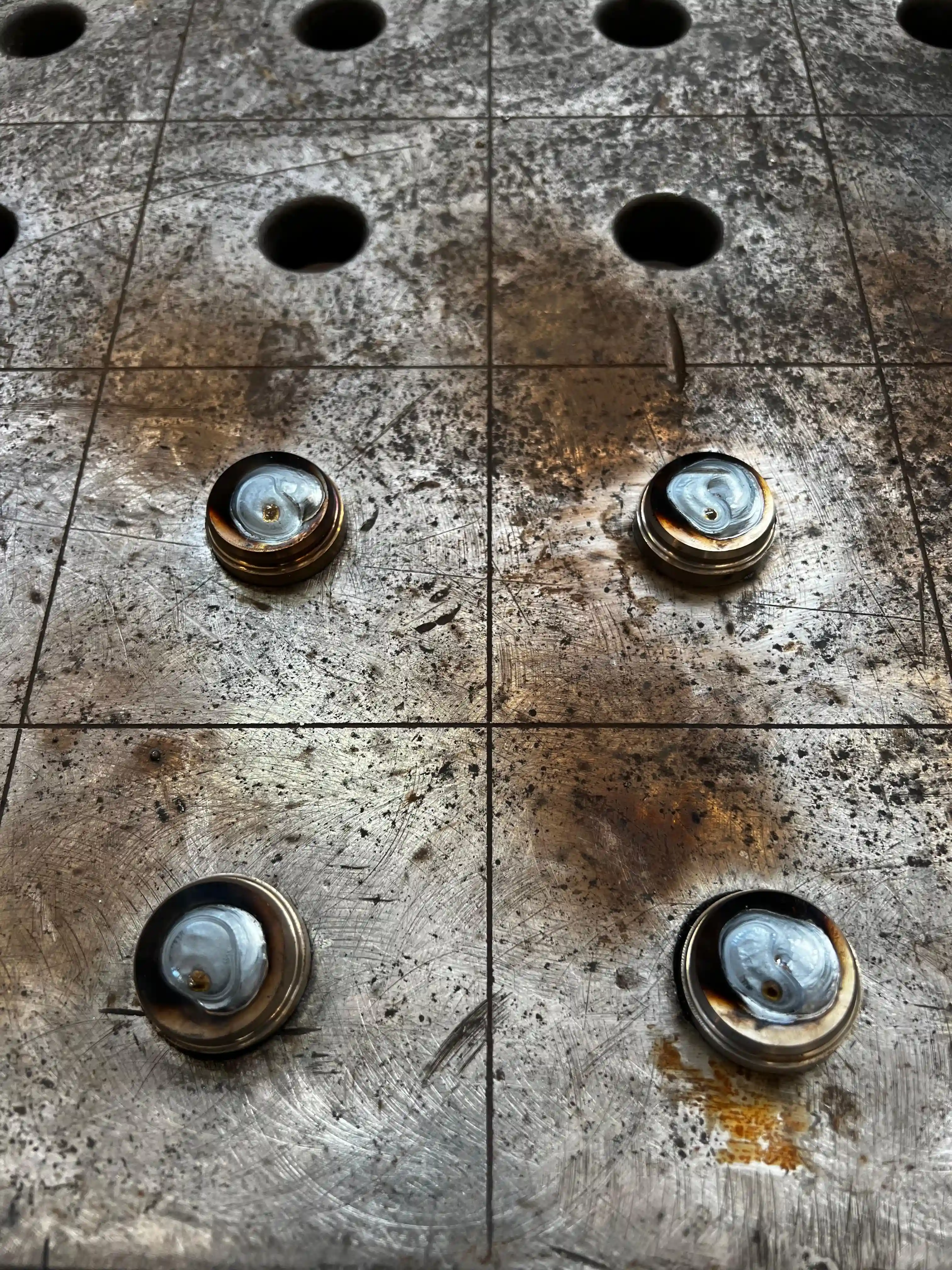 Lavorazione saldatura su struttura portante in acciaio